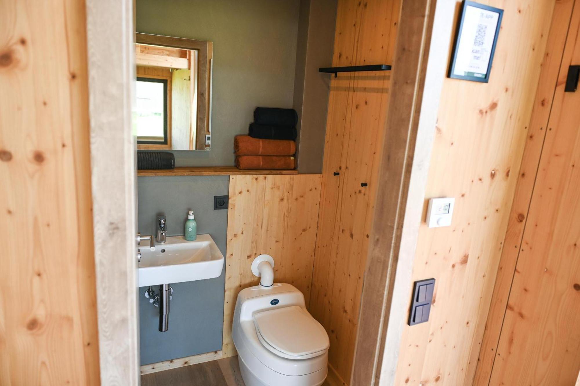 Tiny House Nature 13 Zur Kuhweide - Green Tiny Village Harlesiel Каролинензил Екстериор снимка
